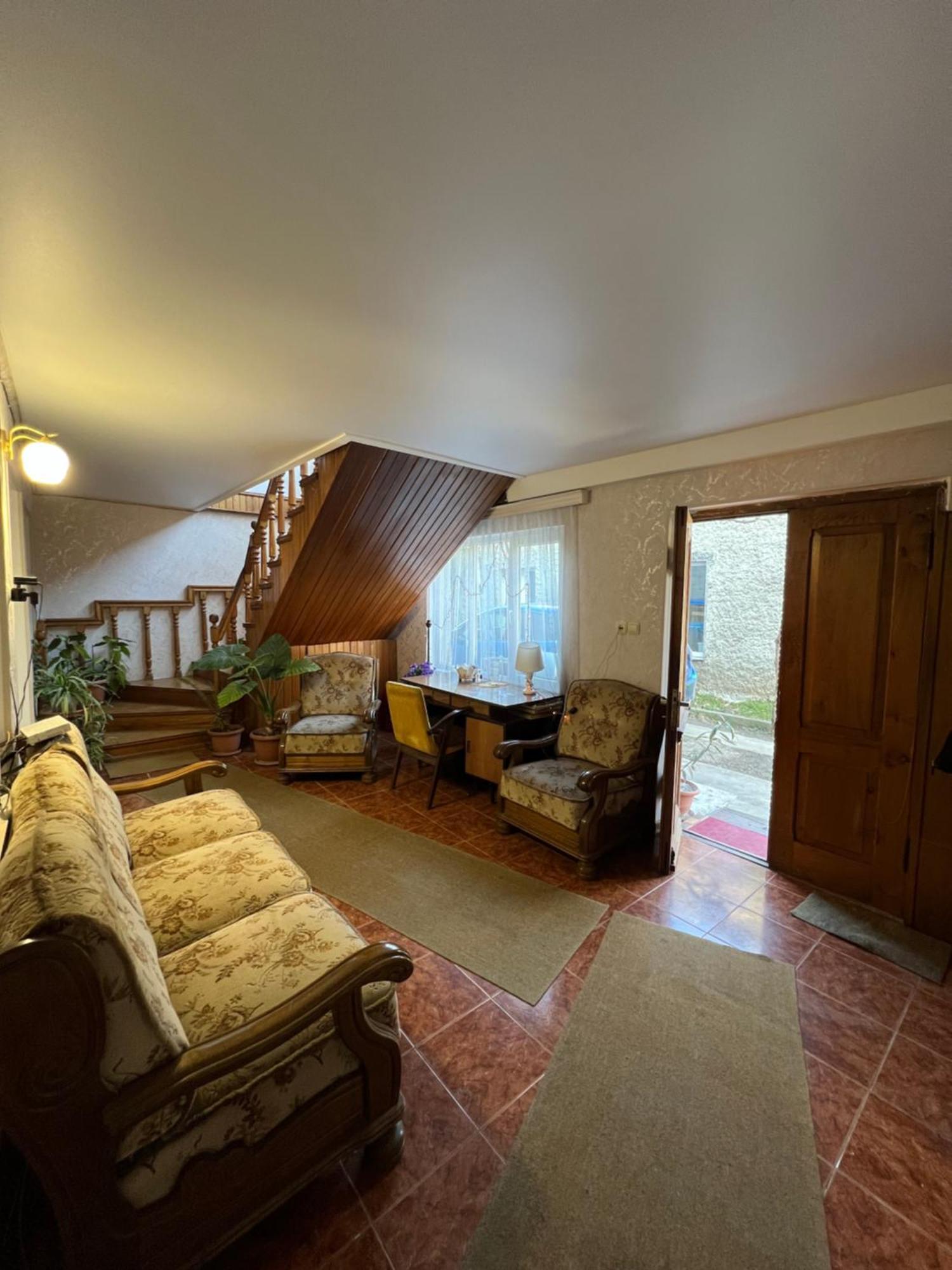 Guesthouse Lilia &Wine Celler Telavi Kültér fotó